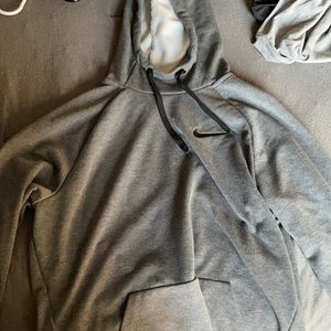 Men’s Nike sweatshirt